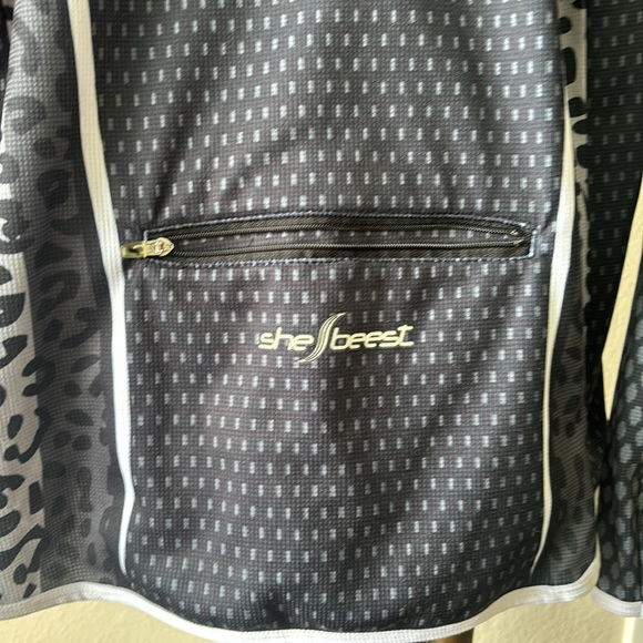 Shebeest long sleeve women’s biking jersey - Picture 5 of 6